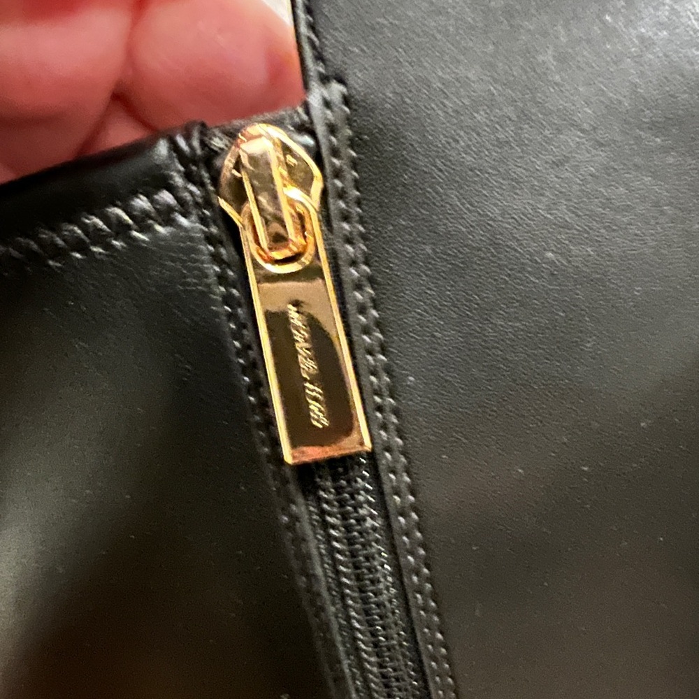 NWOT - Michael Kors Britt Smooth Boot - Picture 4 of 17